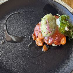 Rosell Boher Lodge en Alto Agrelo, una experiencia gastronómica sin igual en Mendoza.