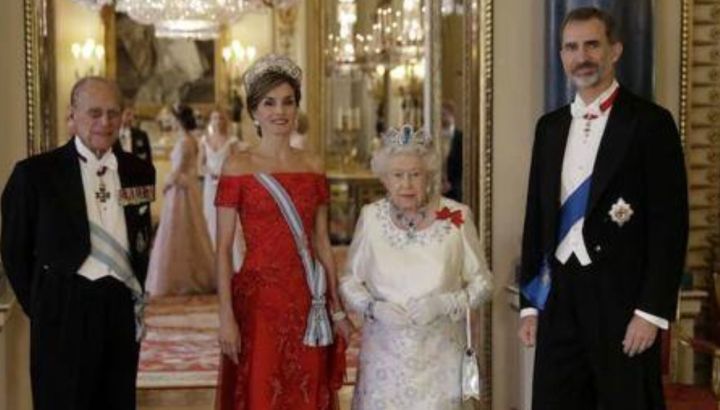 De Letizia Ortiz a Isabel II, todos los royals viajan siempre con bolsas de sangre