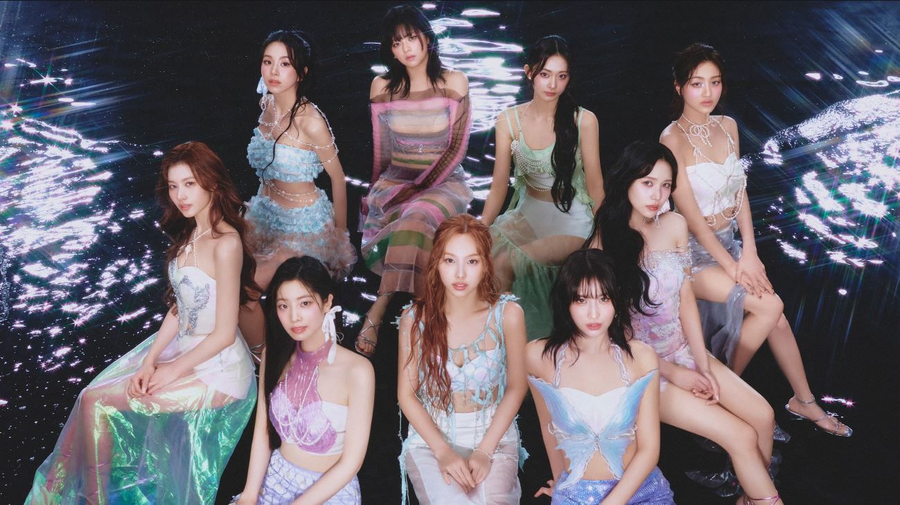 twice-1794343.jpg?webp