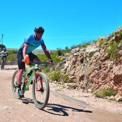 El Camino del Peregrino, Pintos, los túneles de Taninga, Cóndor-Copina, La Cumbre-Ascochinga y el Paseo La Iguana constituyen el top five de una Córdoba picante.