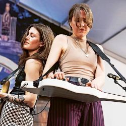 Las Larkin Poe | Foto:CEDOC