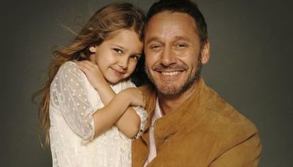 El actor chileno subió a sus historias de Instagram una tierna postal junto a su hija.