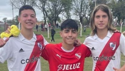 El hijo de Gianinna Maradona y Kun Agüero subió una foto junto al hijo de Wanda Nara y Maxi López, en la que también se encontraba el hijo de Evangelina Anderson y Martín Demichelis.