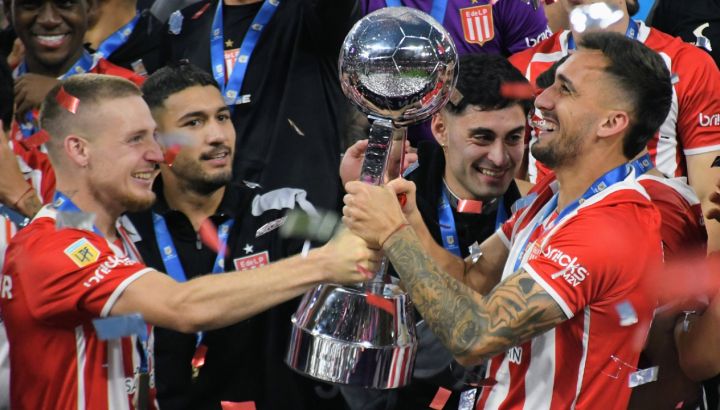 Estudiantes campeón