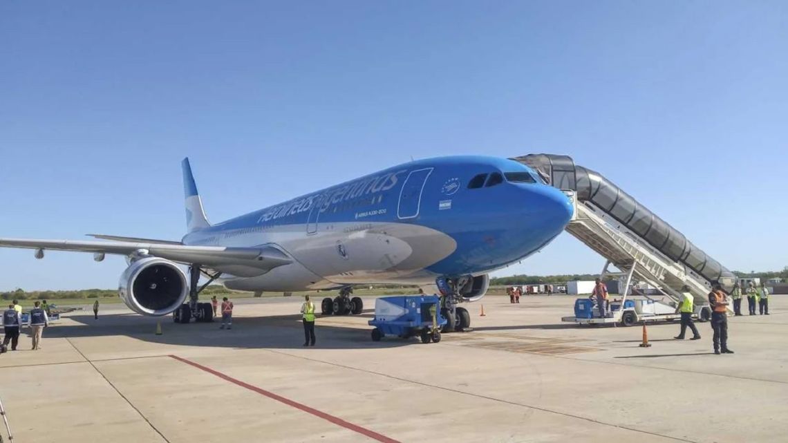 Tensión en Aerolíneas Argentinas: ya son 150 los despedidos del sector tercerizado