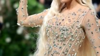 5 looks icónicos de la Met Gala para recordar