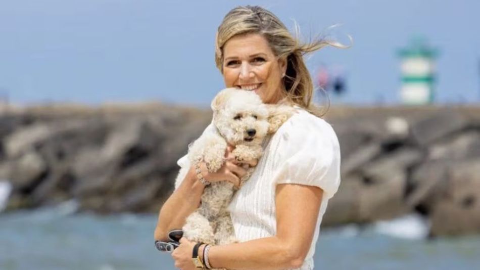 MÁXIMA ZORREGUIETA y su perro Mambo