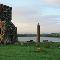 Hay mucho para hacer en verano en  Enniskillen, ciudad isleña del Condado de Fermanagh em Irlanda del Norte.