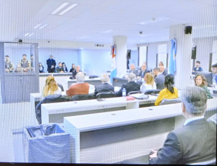 JUICIO A ROBERTO CARMONA.