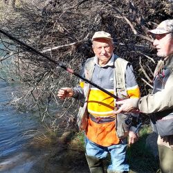 A pesar de la pasión por la pesca de Paco Encinas, ninguno de sus nietos, bisnietos y tataranietos heredó el disfrute por la actividad piscatoria. 