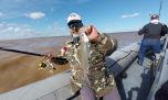 Tremenda pesca de pejerreyes en la zona sur del Río de la Plata