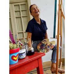 Nancy Garnero: La Artista que Transforma Espacios y Almas con su Arte | Foto:CEDOC