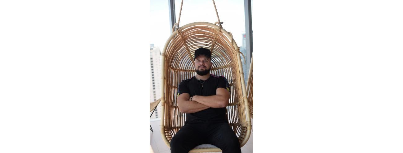 Emanuel Corrales, de Oficial de Prefectura a ser unos de los  referentes y speakers en el área de negocios digitales