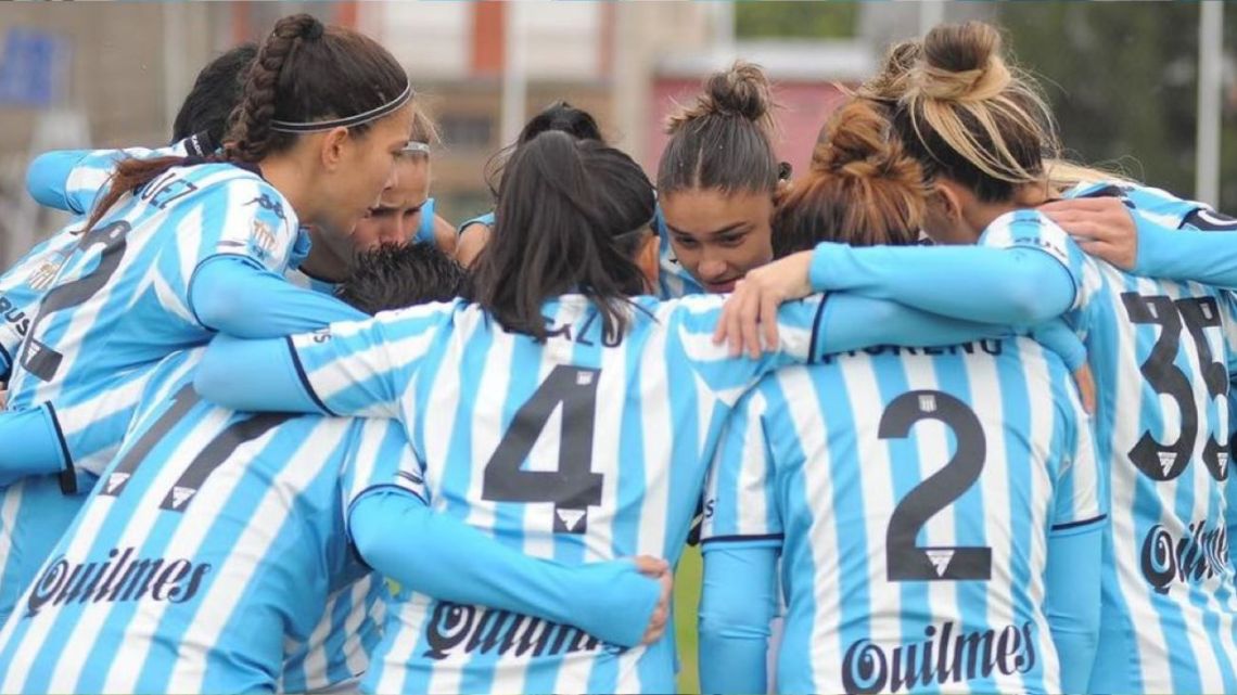 El fuerte comunicado del plantel femenino de Racing por el triple ...