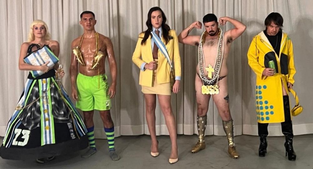 El cierre la edición 2024 de NODO hubo un desfile de Valerie's Factory, un galería de arte de Villa Crespo.