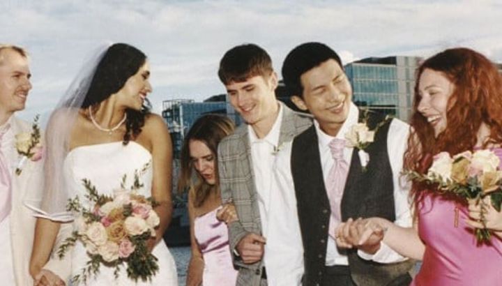 RM de BTS publica la inesperada foto de un casamiento, y causó intriga en la red