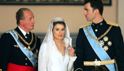Juan Carlos I no se queda atrás con la lista de amantes, en esta oportunidad una de ellas organizo la luna de miel del príncipe de Asturias 