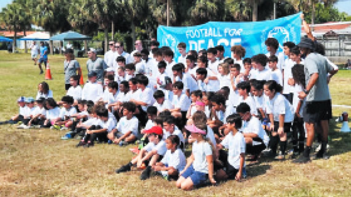 Mascherano promotes his soccer faculty in Miami