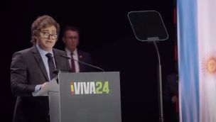 Milei hablando en VIVA 24, la cumbre organizada por VOX en España.
