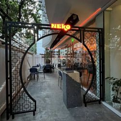 Neko es un restaurante japonés escondido en el corazón de Belgrano.