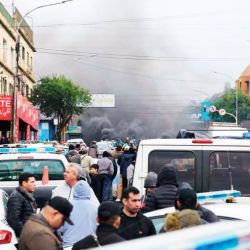 Протестующие в Посадасе, провинция Мисьонес, блокируют улицы, требуя повышения заработной платы.