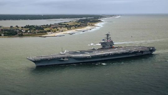  Portaaviones USS George Washington 