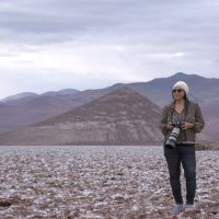Claudia, la geóloga que captura la esencia de los Andes con su lente