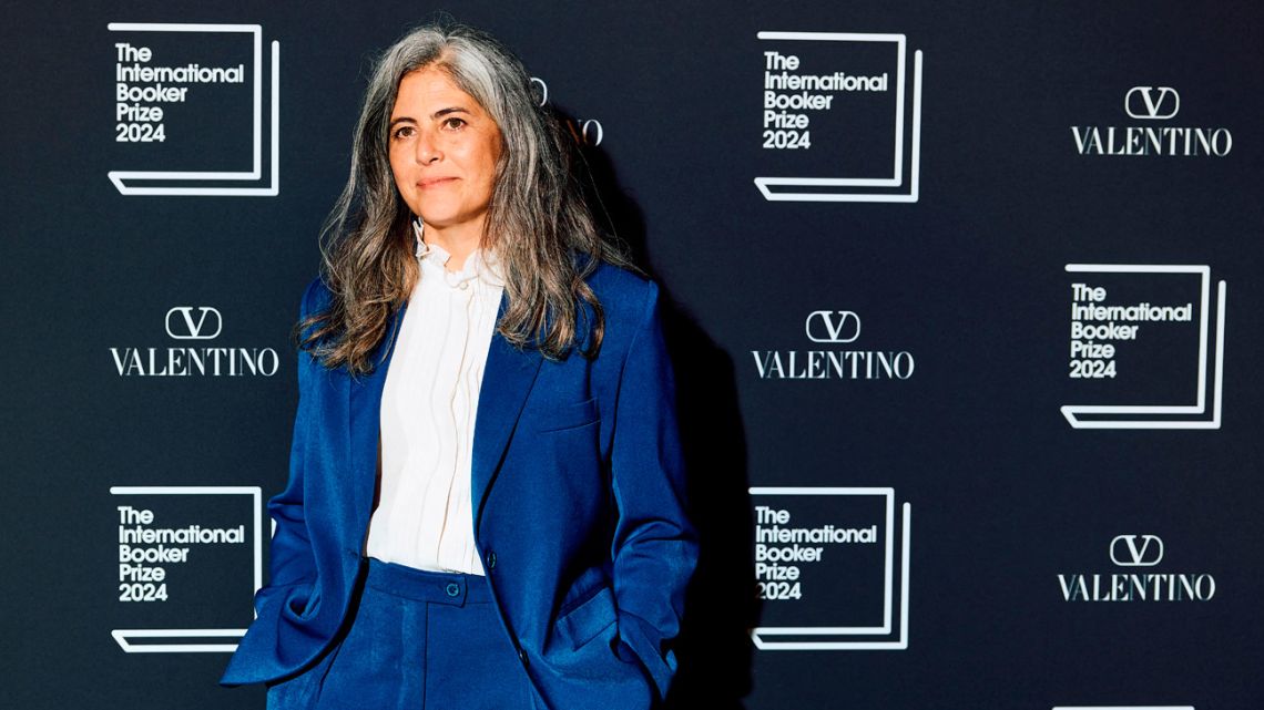 Selva Almada poses on the red carpet upon arrival for the 2024 International Booker Prize 2024 award announcement ceremony, at Tate Modern in central London, on May 21, 2024. 