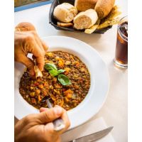 ¡Viva la patria! ¿Dónde comer locro en la zona oeste de Buenos Aires?