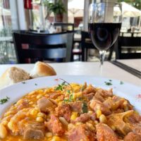 ¡Viva la patria! ¿Dónde comer locro en la zona oeste de Buenos Aires?