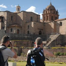 En Perú, Arequipa, Cusco, y Lima rivalizan con la estrella, Macchu Picchu.