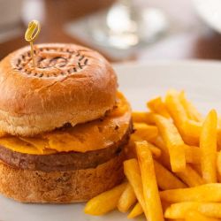 Hamburguesa Plante Based en Sheraton Buenos Aires.