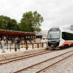 El tren fue inaugurado en diciembre de 2023.