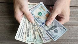 A cuánto cerró el dólar hoy, jueves 16 de abril