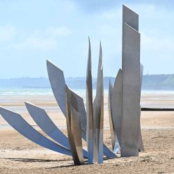 Muestra el "Les Braves Omaha Beach Memorial" en la playa de Omaha, Saint-Laurent-sur-Mer, noroeste de Francia. Foto LOU BENOIST / AFP | Foto:AFP