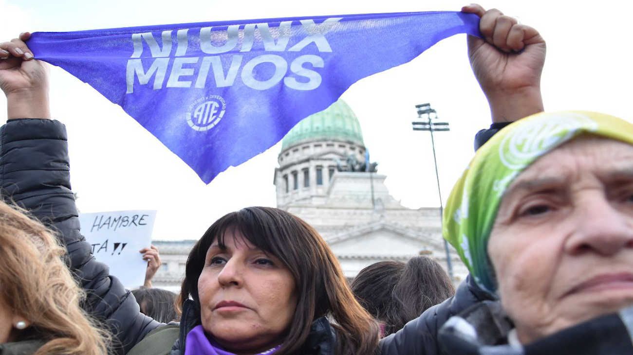Marcha de Ni Una Menos en el Congreso.