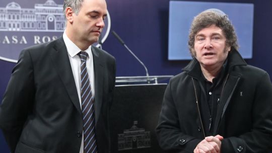 El presidente Javier Milei en la conferencia de prensa del vocero Manuel Adorni