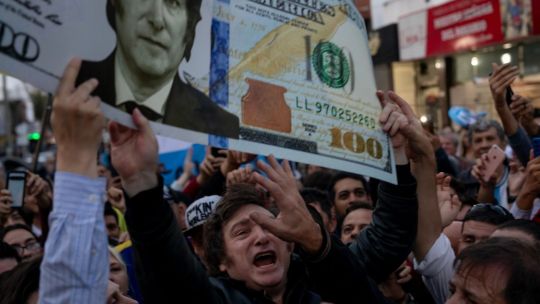Argentines keep cash under mattresses even as Milei pushes bank accounts