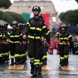 Imagen del desfile militar del Día de la República de Italia, en Roma, Italia. | Foto:Xinhua/Elisa Lingria
