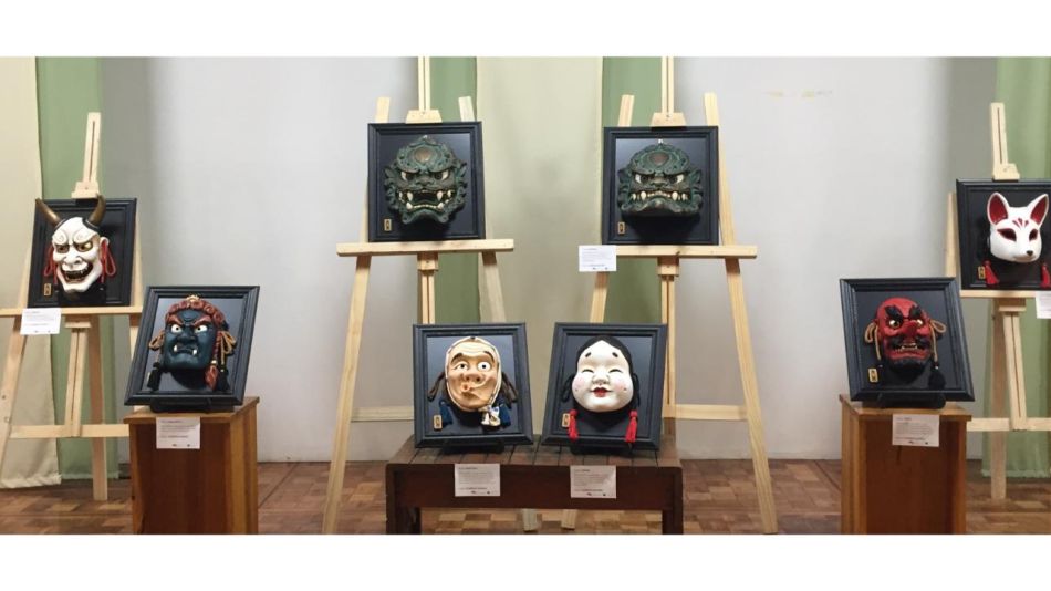 Sculpture Mask en el complejo cultural y ambiental "Jardín Japonés"