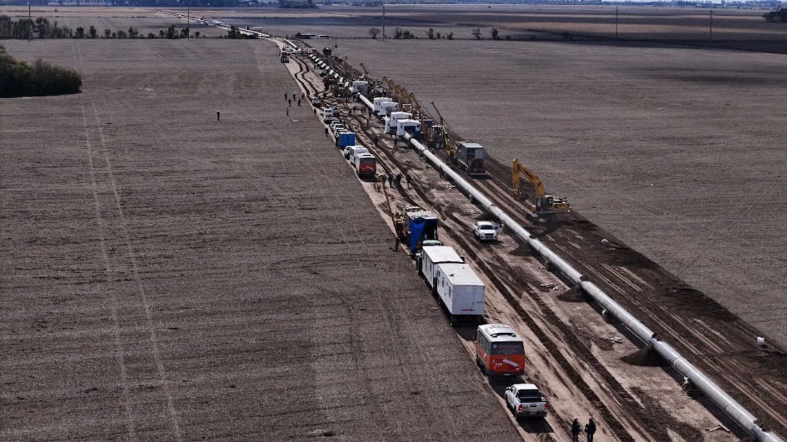 Argentina concretó su primera exportación de gas a Brasil a través de Bolivia