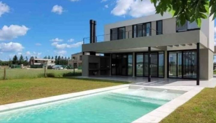 Gonzalo Montiel Casa