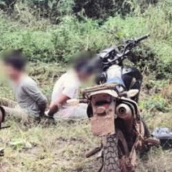 Los agentes detuvieron a dos personas de 19 y 23 años.