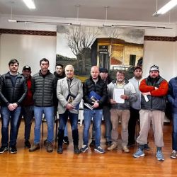 Las comunas se comprometen a controlar, tanto la pesca deportiva como comercial, las cuales se podrán desarrollar en los horarios previstos (de lunes a viernes a las 11 los comerciales y desde el viernes a las 11 hasta el domingo y los feriados los particulares). 