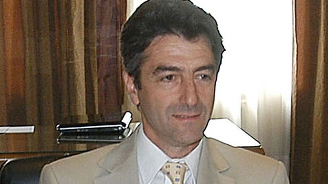 Who was Roberto Porretti, the previous mayor of Pinamar who was convicted of bribery