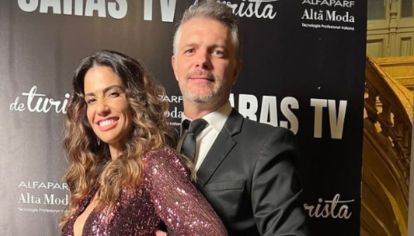 El músico y ex de María Fernanda Callejón asistió junto a la modelo al gran evento del ciclo de entrevistas de NET TV.