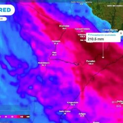 Para el norte del Litoral se esperan lluvias muy abundantes durante todo el fin de semana largo.