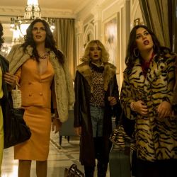 'Vestida de azul': un la serie documental que toca el tabú de transexualidad en los años 80