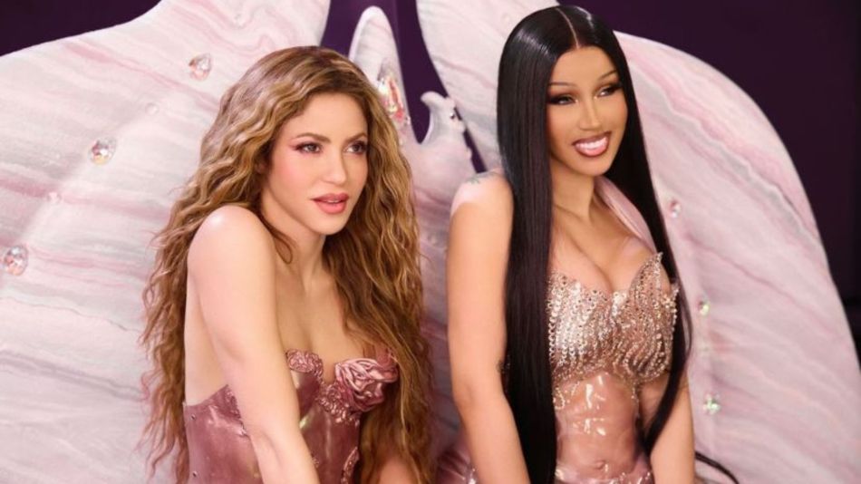 Shakira y Cardi B 