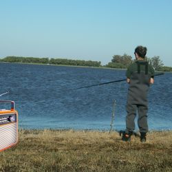 Aunque no con el alcance de otros tiempos, siempre la radio fue una excelente vía de información para el pescador. 